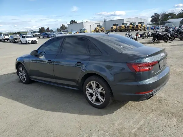 WAUDNAF49JA036460 2018 AUDI A4 - Image 2