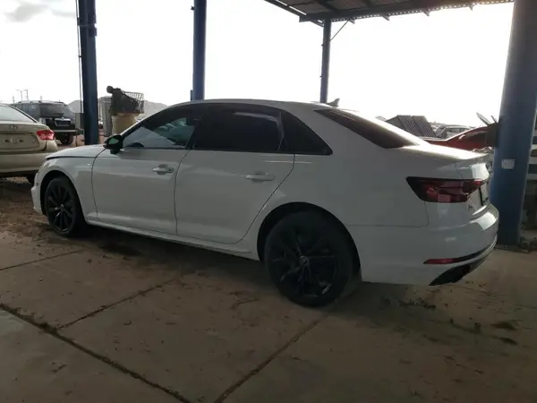 WAUDNAF4XJA163170 2018 AUDI A4 - Image 2