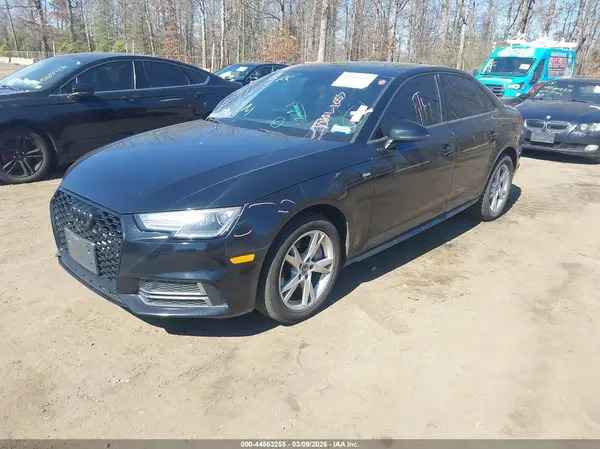 WAUDNAF4XJN000513 2018 AUDI A4 - Image 2