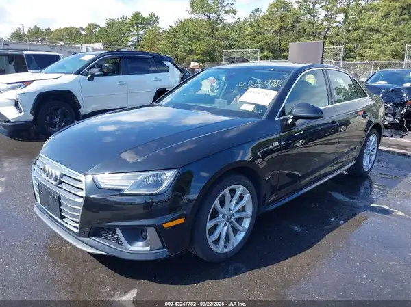 WAUDNAF4XKN018771 2019 AUDI A4 - Image 2