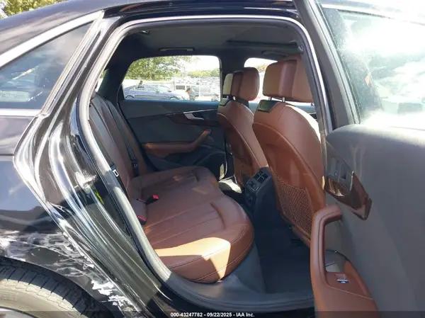 WAUDNAF4XKN018771 2019 AUDI A4 - Image 8