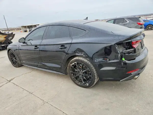 WAUDNCF50JA130229 2018 AUDI A5 - Image 2