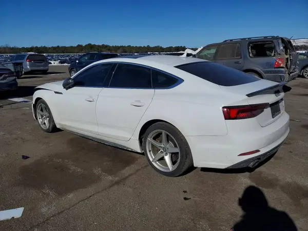 WAUDNCF50KA096603 2019 AUDI A5 - Image 2