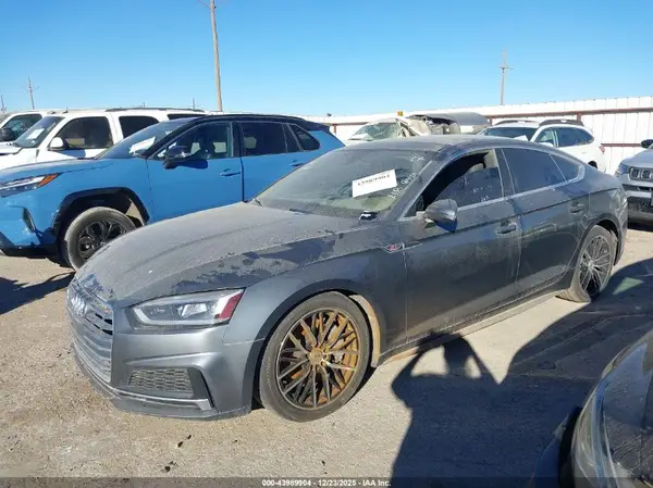 WAUDNCF51KA015270 2019 AUDI A5 - Image 2