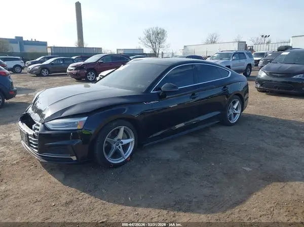 WAUDNCF53JA006049 2018 AUDI A5 - Image 2