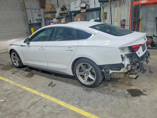 WAUDNCF53JA130225 2018 AUDI A5 - Image 2