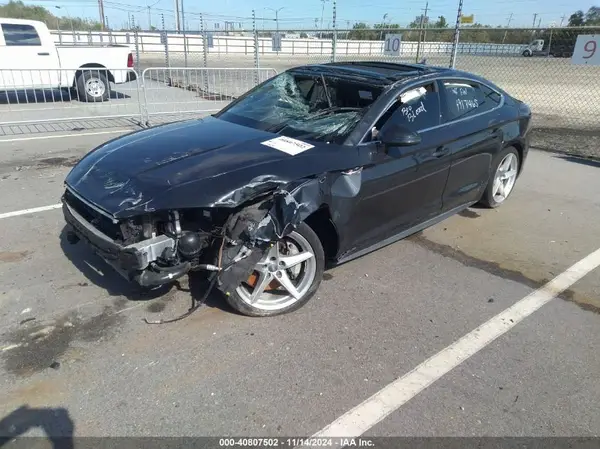 WAUDNCF53KA069217 2019 AUDI A5 - Image 2