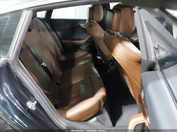 WAUDNCF54JA068074 2018 AUDI A5 - Image 8
