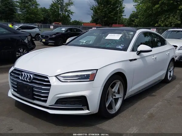 WAUDNCF54JA099969 2018 AUDI A5 - Image 2