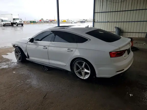 WAUDNCF55JA004142 2018 AUDI A5 - Image 2