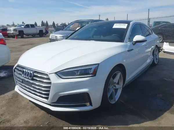 WAUDNCF55KA023971 2019 AUDI A5 - Image 2