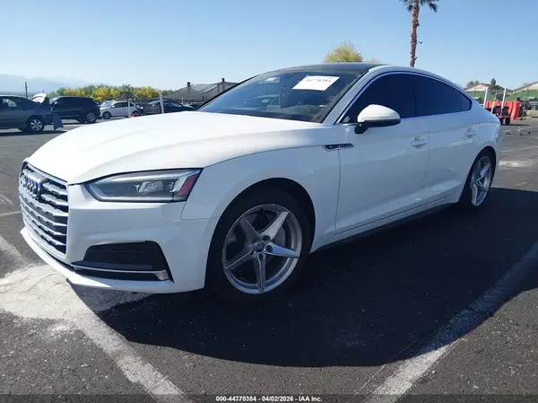 WAUDNCF55KA092272 2019 AUDI A5 - Image 2