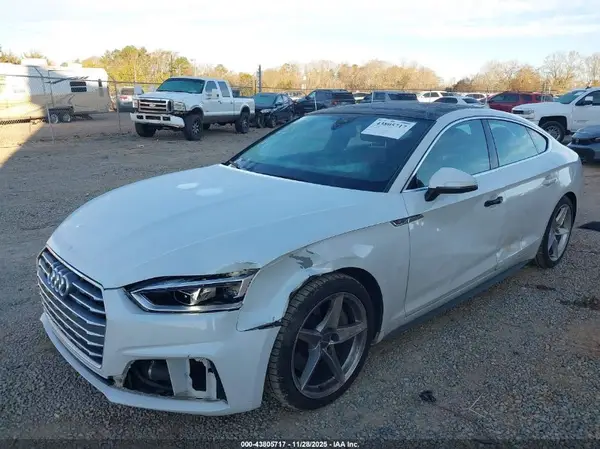WAUDNCF55KA100533 2019 AUDI A5 - Image 2