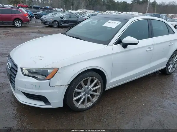 WAUE8GFF1G1014669 2016 AUDI A3 - Image 2