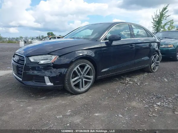 WAUE8GFF1J1051700 2018 AUDI A3 - Image 2