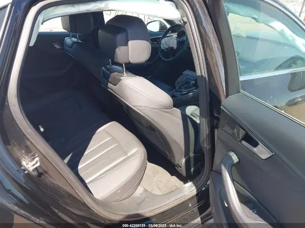 WAUEAAF44NN011772 2022 AUDI A4 - Image 8