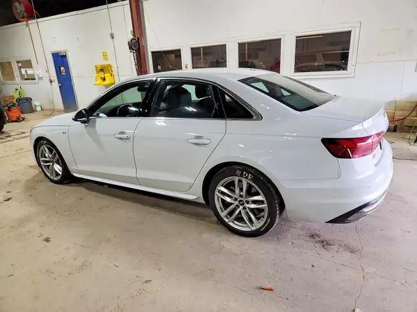 WAUEAAF47NN008168 2022 AUDI A4 - Image 2