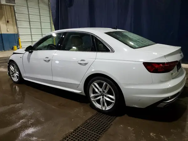 WAUEAAF4XNA015607 2022 AUDI A4 - Image 2