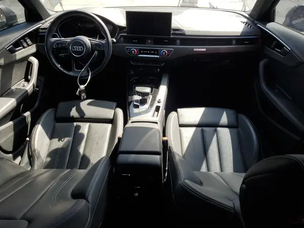 WAUEAAF4XNN010870 2022 AUDI A4 - Image 8