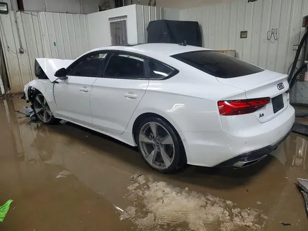 WAUEACF59MA055941 2021 AUDI A5 - Image 2