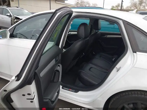 WAUEFAFL5GN013915 2016 AUDI A4 - Image 8