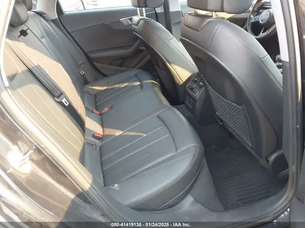 WAUENAF40HN063604 2017 AUDI A4 - Image 8