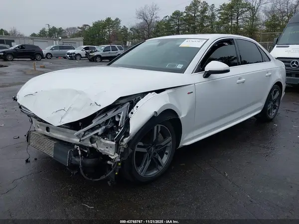 WAUENAF40JA030292 2018 AUDI A4 - Image 2