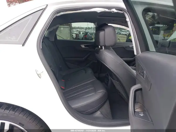WAUENAF40JA030292 2018 AUDI A4 - Image 8
