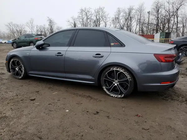 WAUENAF40JA060151 2018 AUDI A4 - Image 2