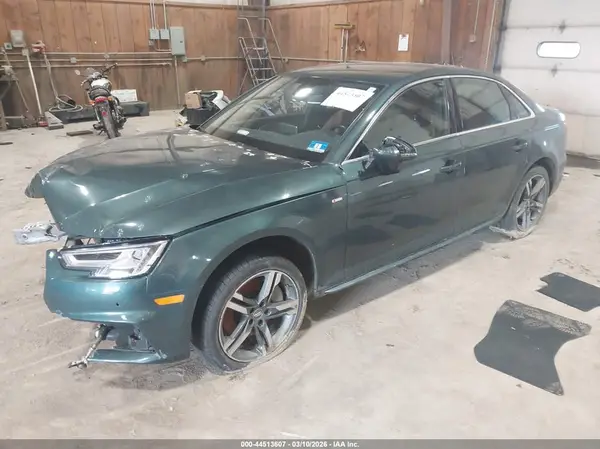 WAUENAF40JA073966 2018 AUDI A4 - Image 2