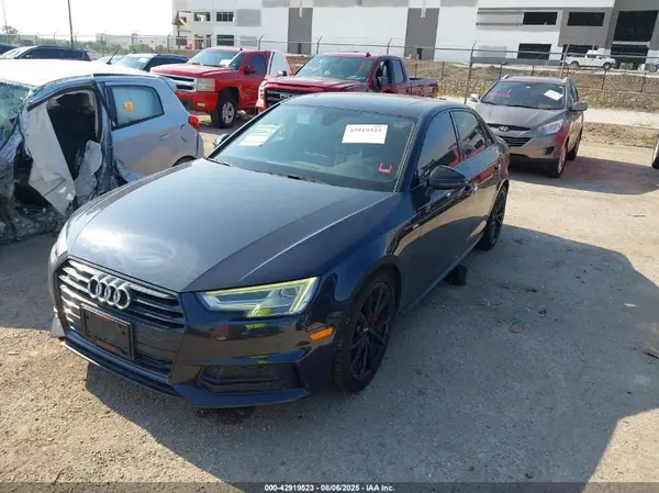 WAUENAF40JA129808 2018 AUDI A4 - Image 2