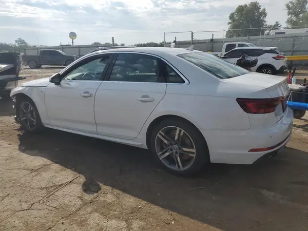WAUENAF40JA166504 2018 AUDI A4 - Image 2