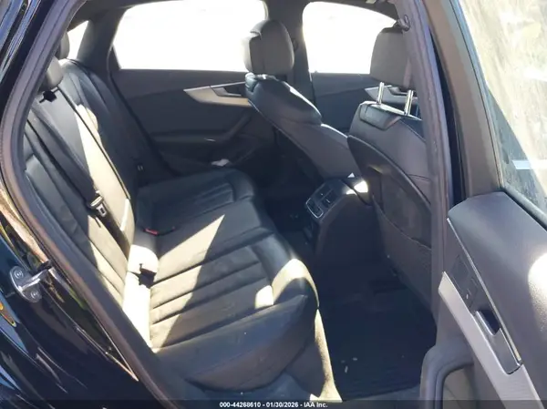 WAUENAF40JA210582 2018 AUDI A4 - Image 8