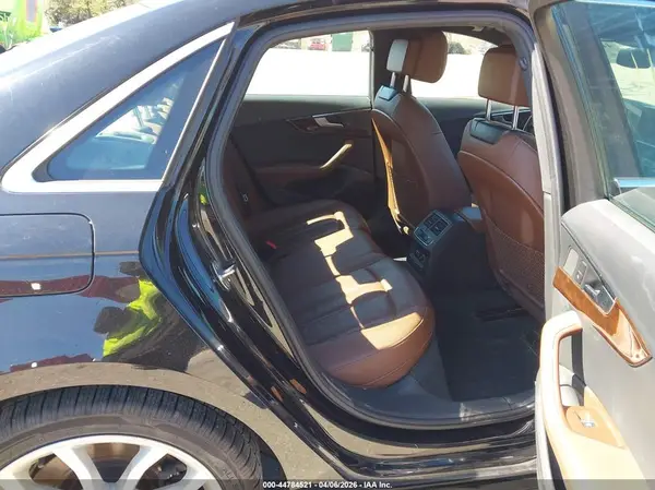 WAUENAF40KN001529 2019 AUDI A4 - Image 8