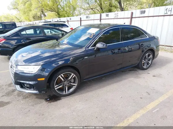 WAUENAF41HN018705 2017 AUDI A4 - Image 2