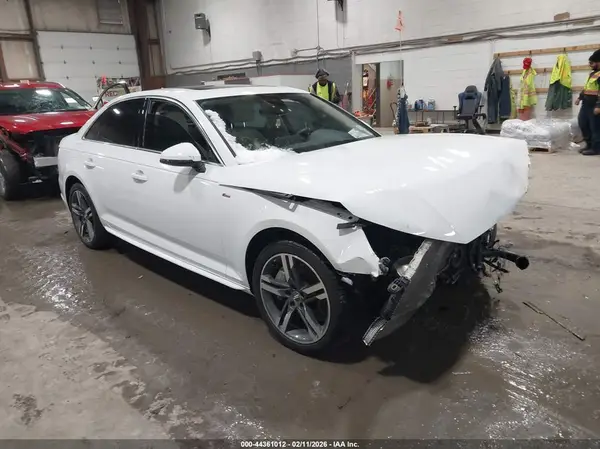 WAUENAF41HN027744 2017 AUDI A4 - Image 1