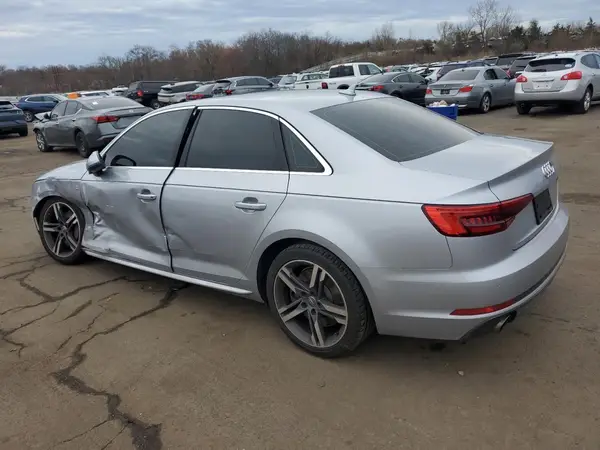 WAUENAF41HN029493 2017 AUDI A4 - Image 2