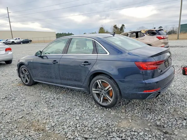 WAUENAF41JA012707 2018 AUDI A4 - Image 2