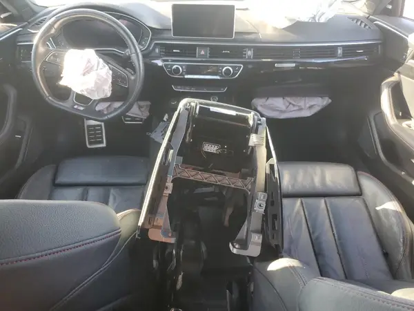 WAUENAF41JA055010 2018 AUDI A4 - Image 8