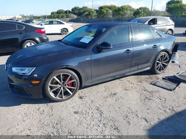 WAUENAF41JA058327 2018 AUDI A4 - Image 2