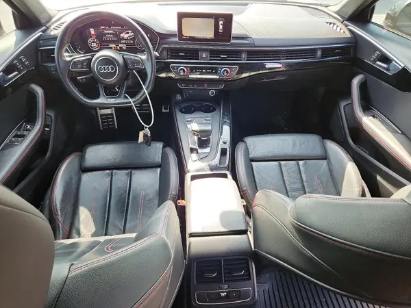 WAUENAF41JA060661 2018 AUDI A4 - Image 8