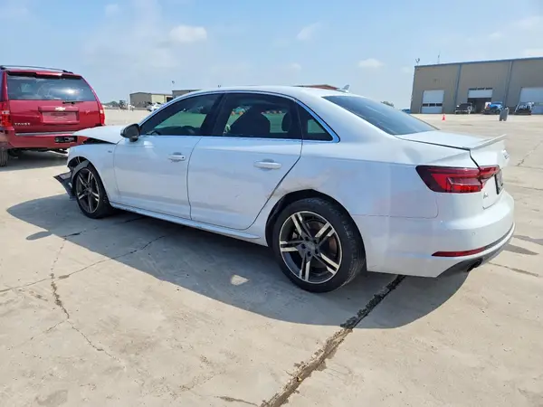 WAUENAF41JA074284 2018 AUDI A4 - Image 2