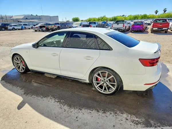 WAUENAF41JA082465 2018 AUDI A4 - Image 2