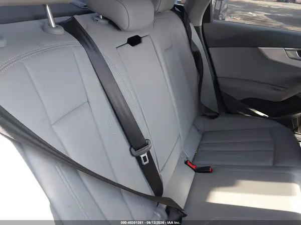WAUENAF41JA205469 2018 AUDI A4 - Image 8
