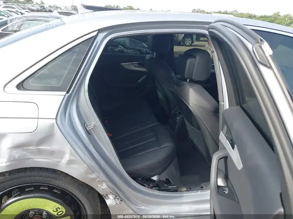 WAUENAF41KN019165 2019 AUDI A4 - Image 8