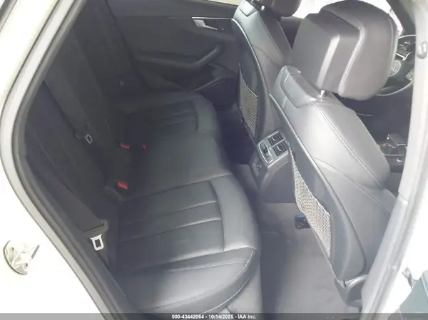 WAUENAF42HN012122 2017 AUDI A4 - Image 8