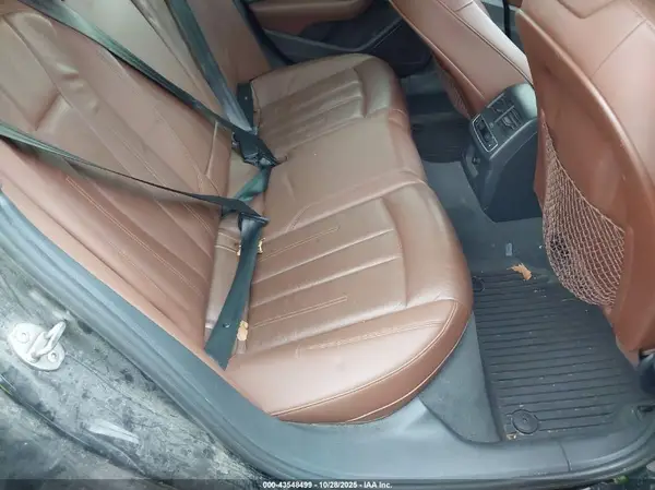 WAUENAF42HN028241 2017 AUDI A4 - Image 8