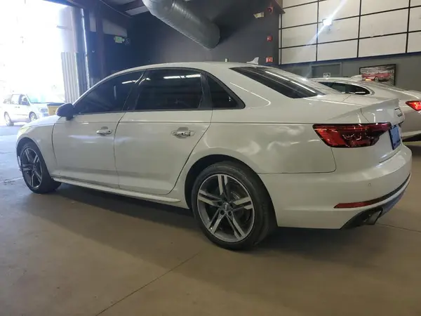 WAUENAF42HN059330 2017 AUDI A4 - Image 2