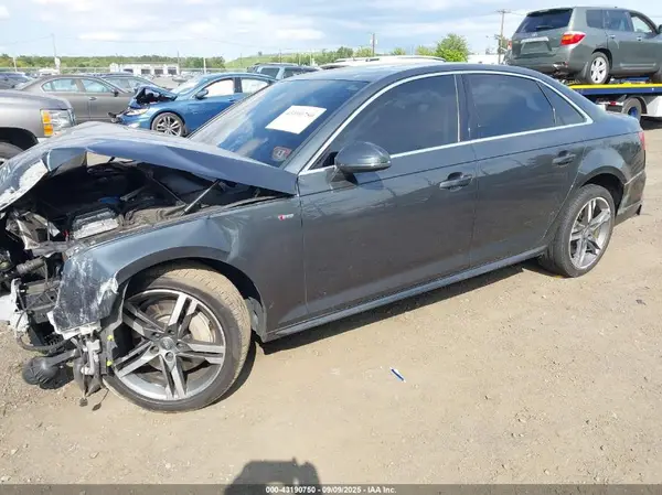 WAUENAF42HN063510 2017 AUDI A4 - Image 2