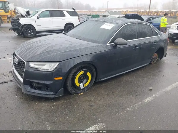 WAUENAF42HN069002 2017 AUDI A4 - Image 2